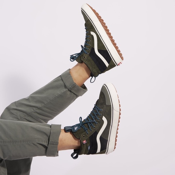 Vans Mens SK8 Hi MTE Boots - Picture 2 of 9